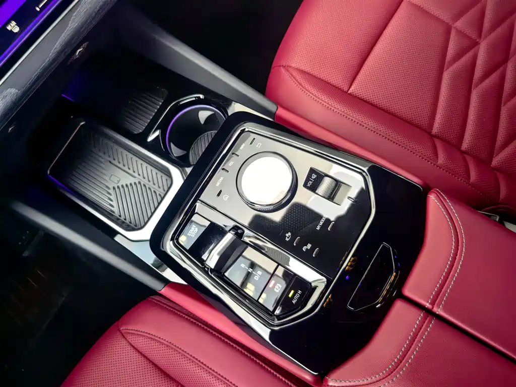 BMW i5 2024 eDrive 35L Premium Luxury