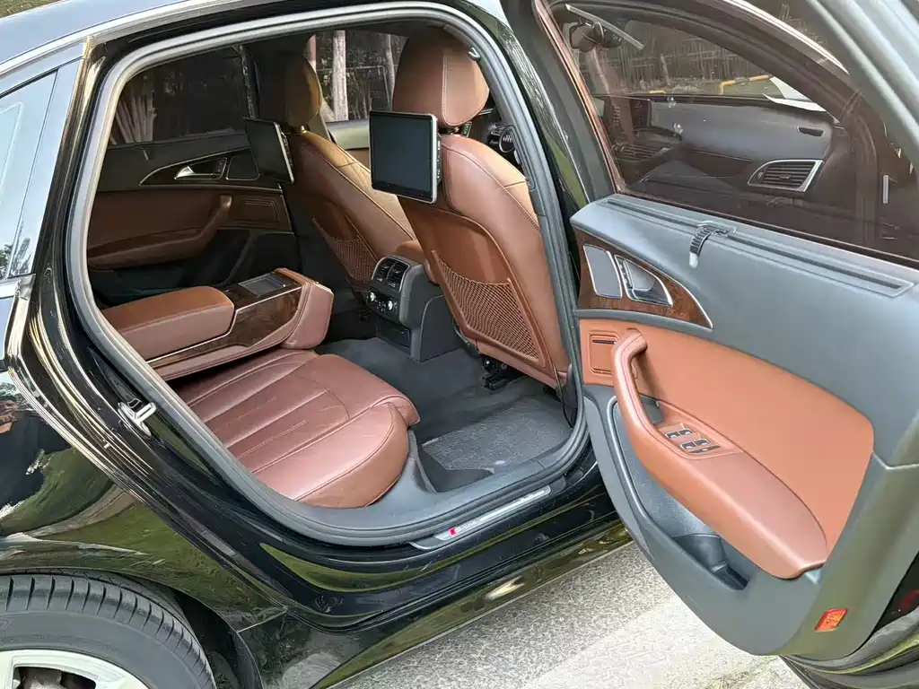 Audi A6L — миниатюра 10