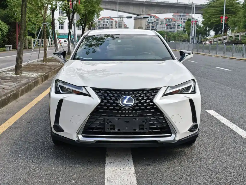 Lexus UX — миниатюра 3