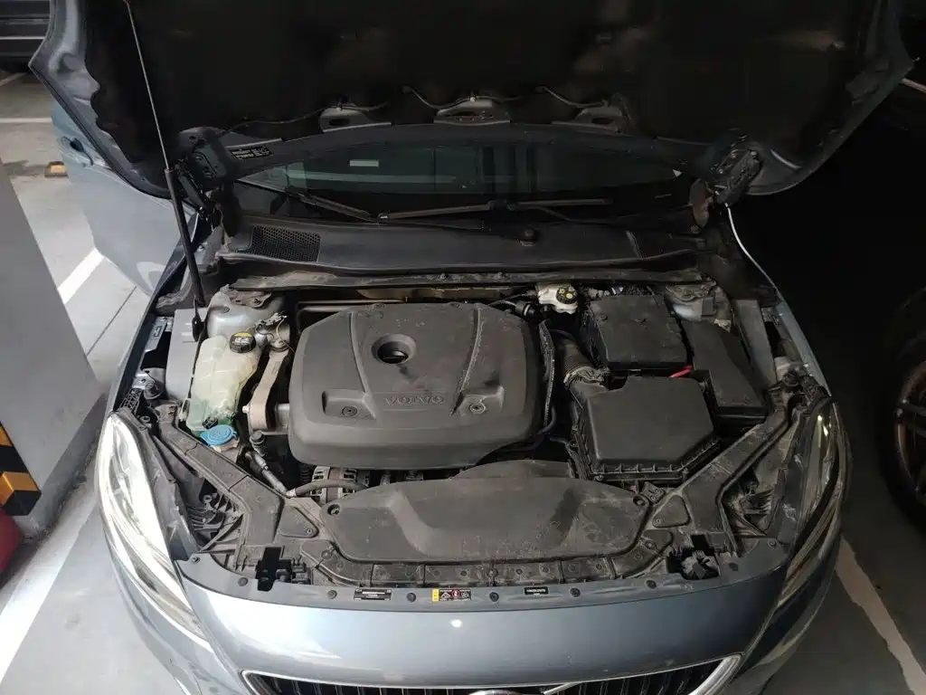 Volvo V40 — миниатюра 16