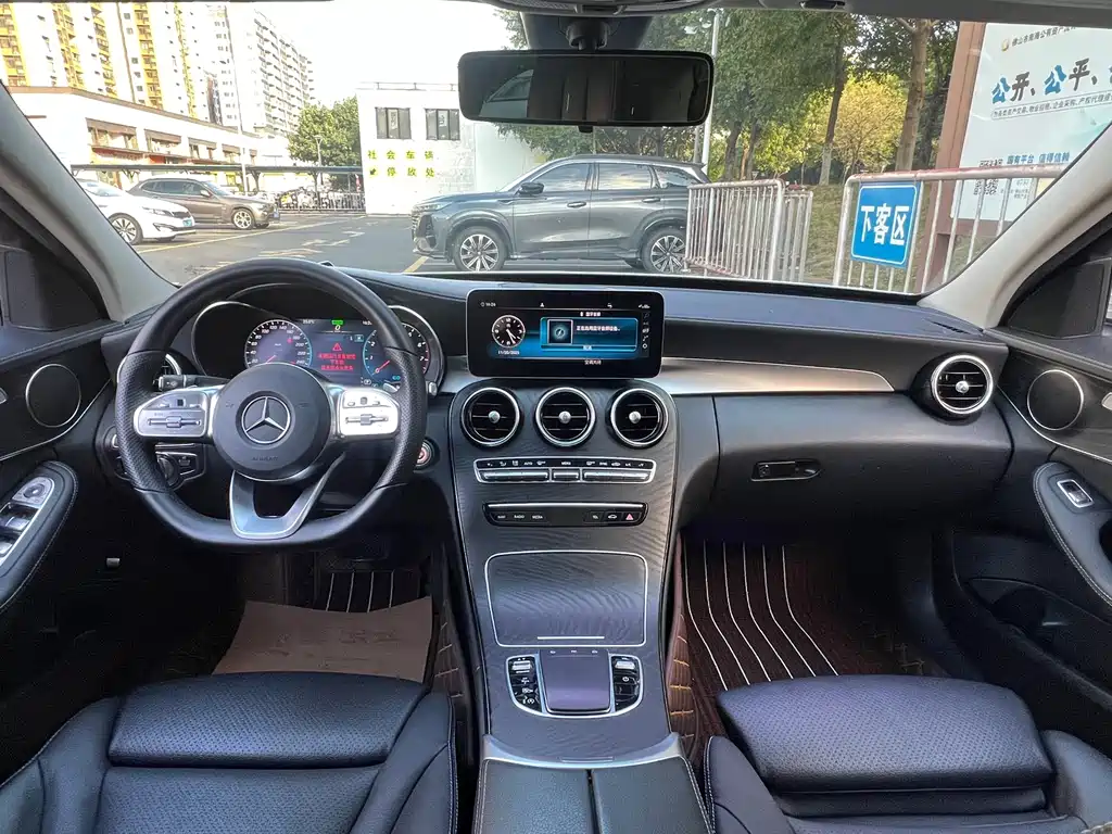 MERCEDES-BENZ C CLASS