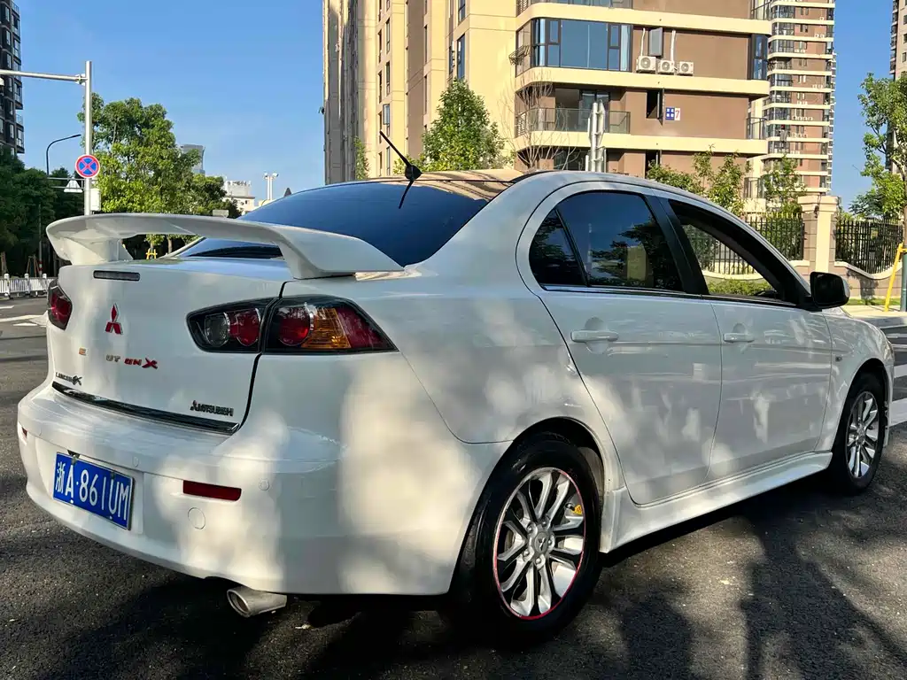 Mitsubishi Lancer EX — миниатюра 5
