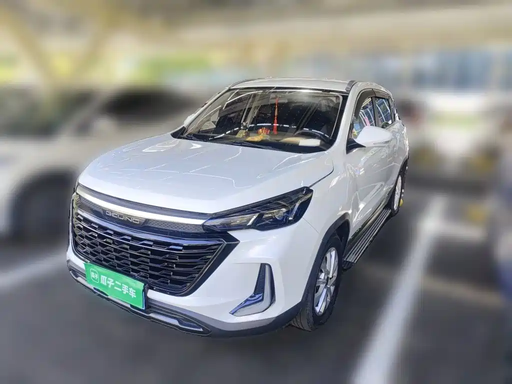 BAIC X3
