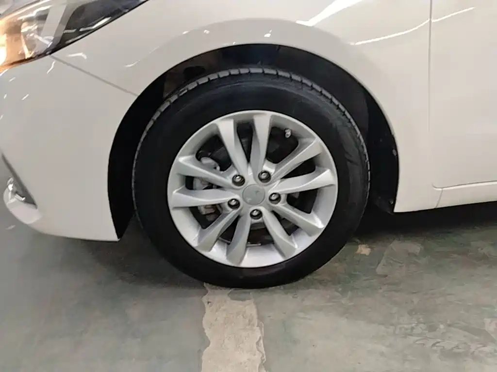 Kia K3 — миниатюра 23