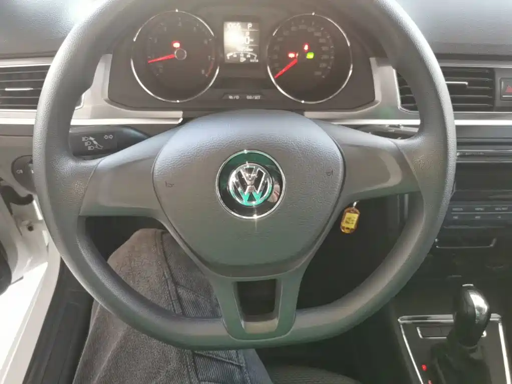 Volkswagen Bora — миниатюра 11