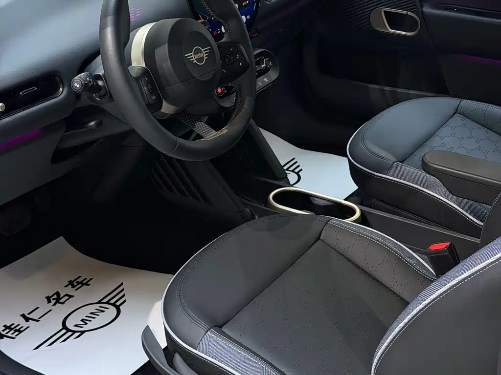 MINI MINI COOPER EV — миниатюра 12