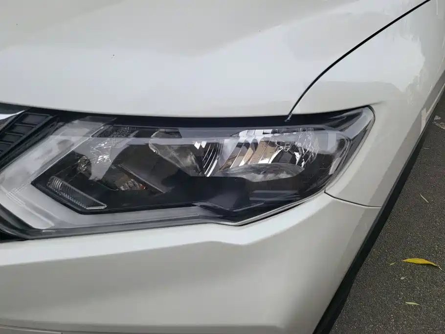 Nissan X-Trail — миниатюра 5