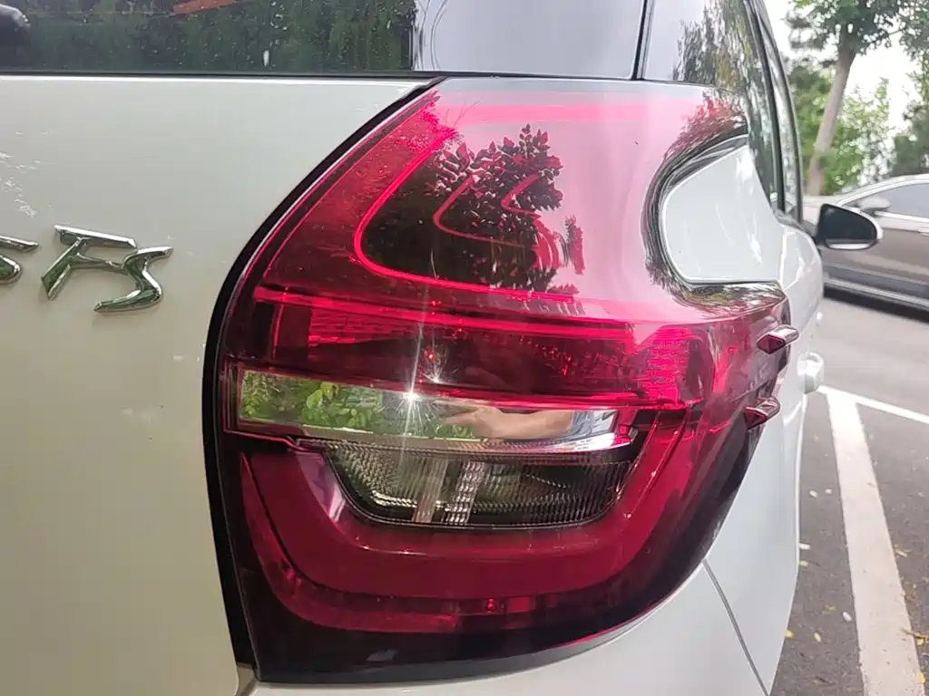 Toyota Vios FS — миниатюра 8