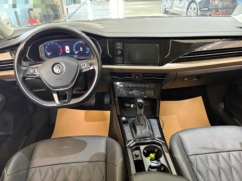 Volkswagen Passat — миниатюра 4