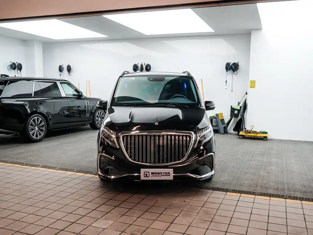 MERCEDES-BENZ V CLASS