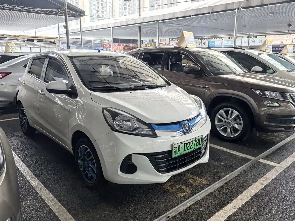Changan EV — миниатюра 3