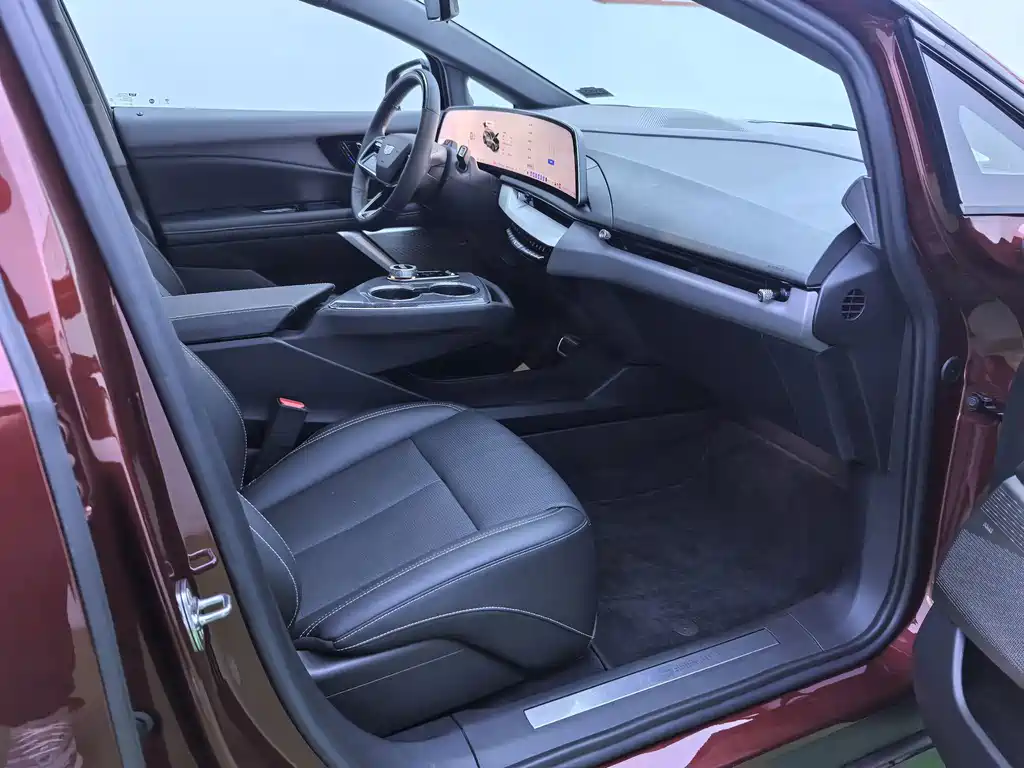 Cadillac IQ — миниатюра 17