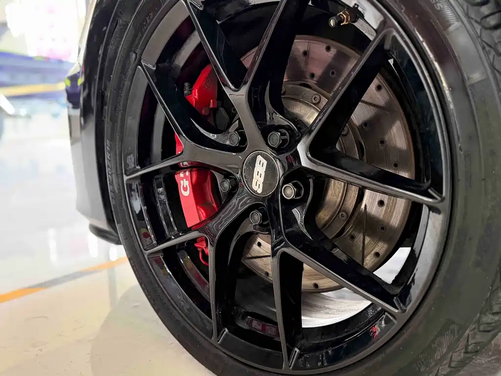 Volkswagen Golf GTI — миниатюра 15