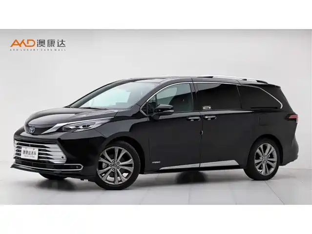 TOYOTA SIENNA 2024