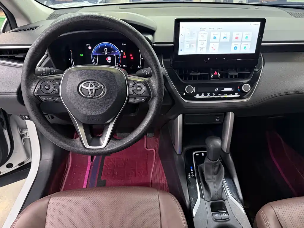 Toyota Frontlander 2023 2.0L CVT Lead