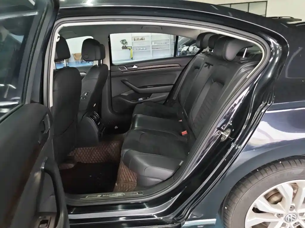 Volkswagen Magotan — миниатюра 17