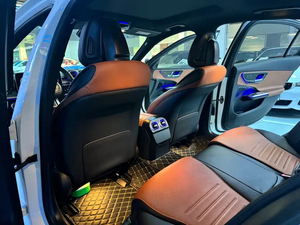 MERCEDES-BENZ C CLASS