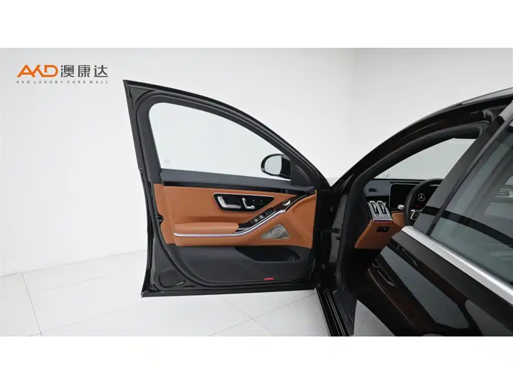 Mercedes-Benz S-Class — миниатюра 10