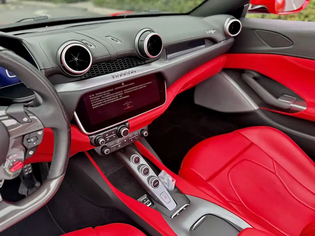 Ferrari Portofino — миниатюра 9