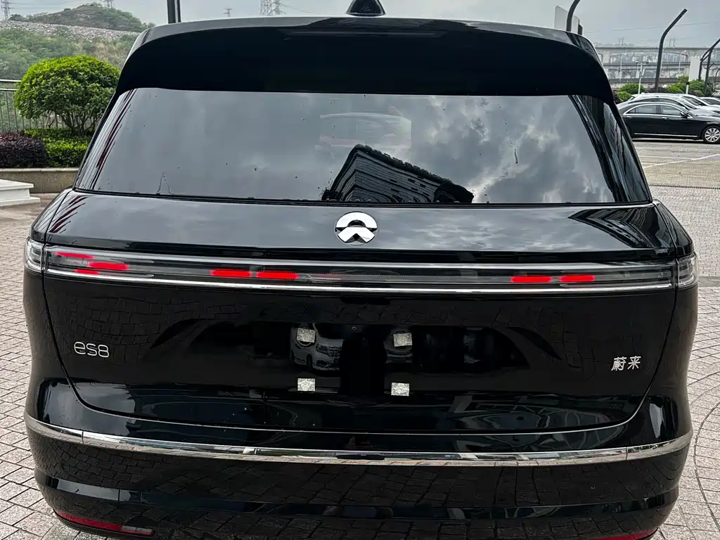 NIO ES8 2026 мест Executive Luxury