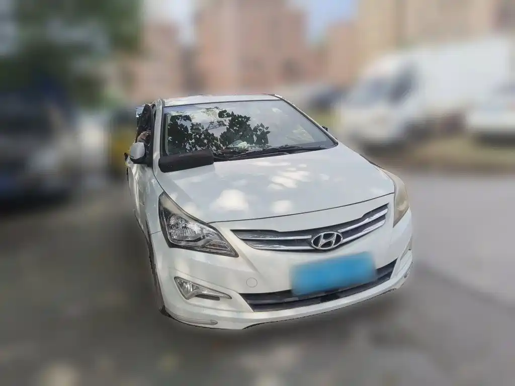 Hyundai Verna — миниатюра 24