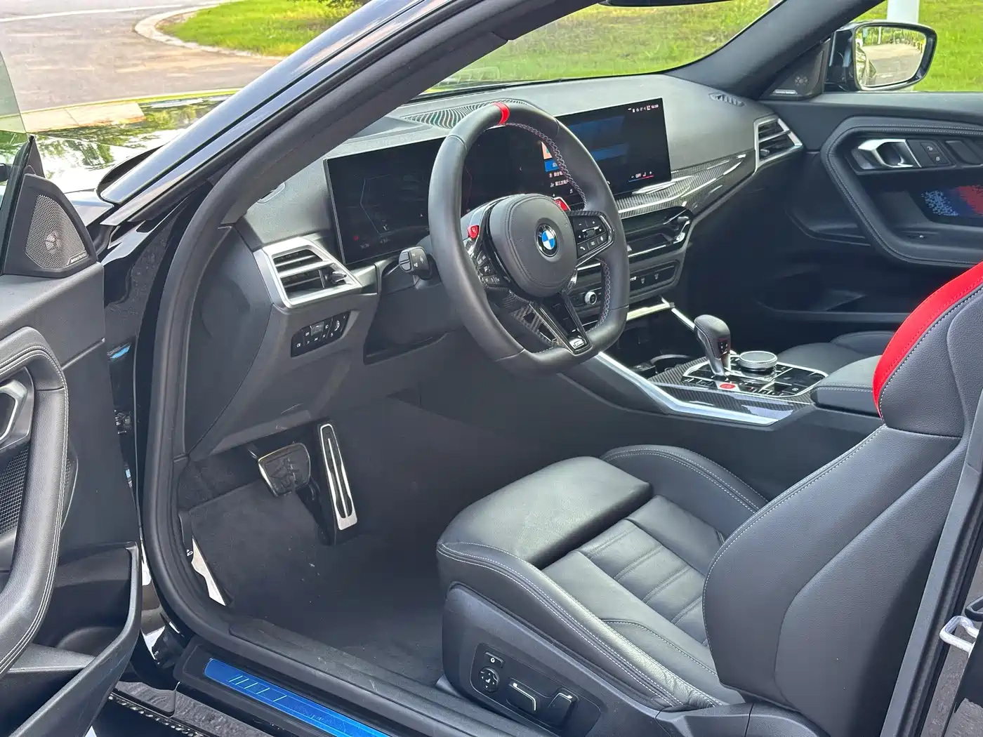 BMW M2 2026 Черный из Китая