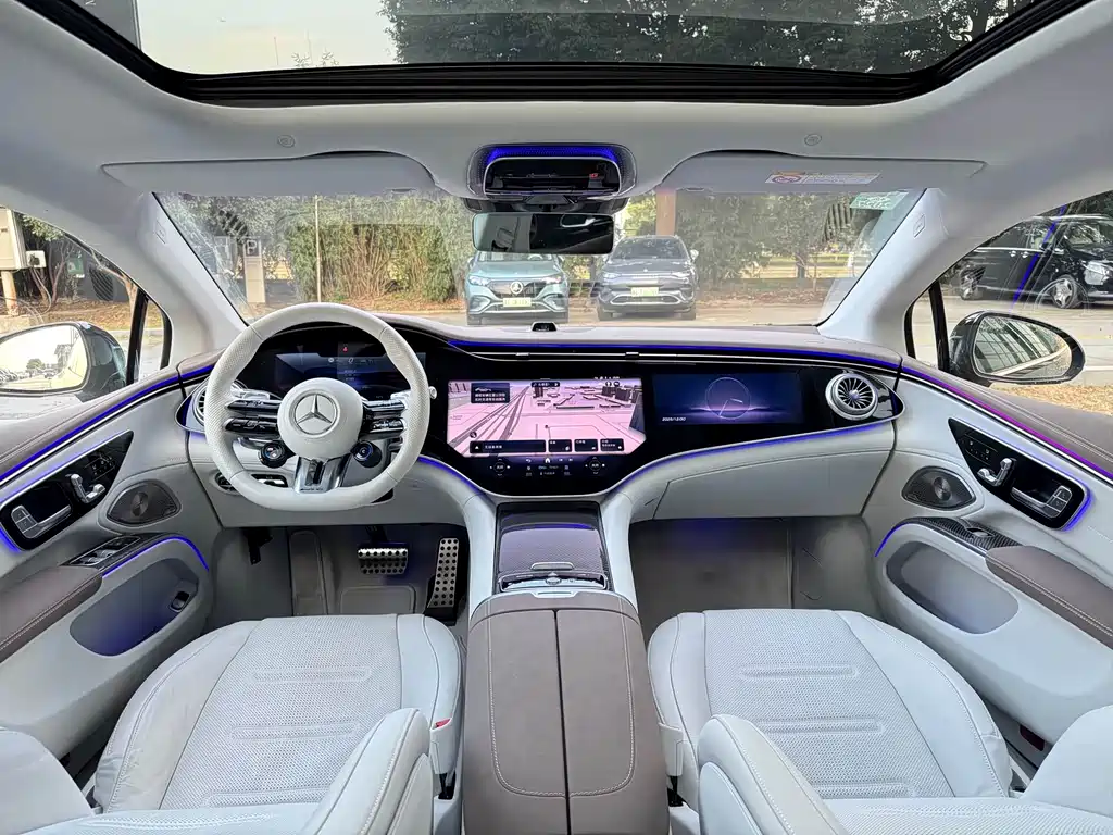 MERCEDES-BENZ EQS AMG