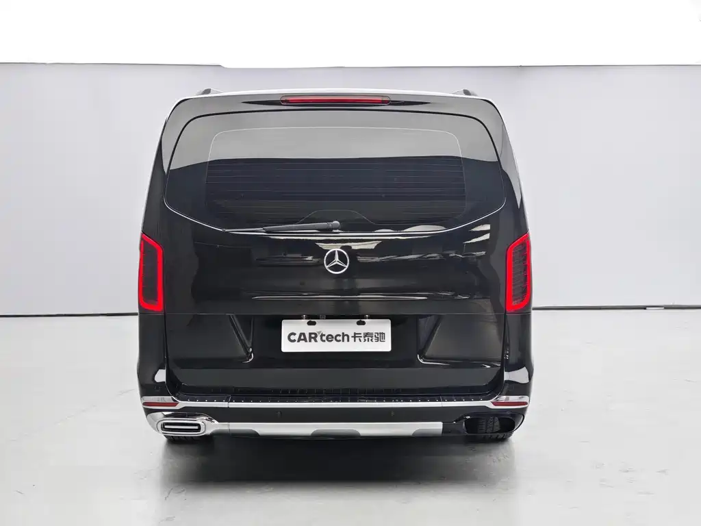 Mercedes-Benz Vito 2021 2.0T Elite 7 мест