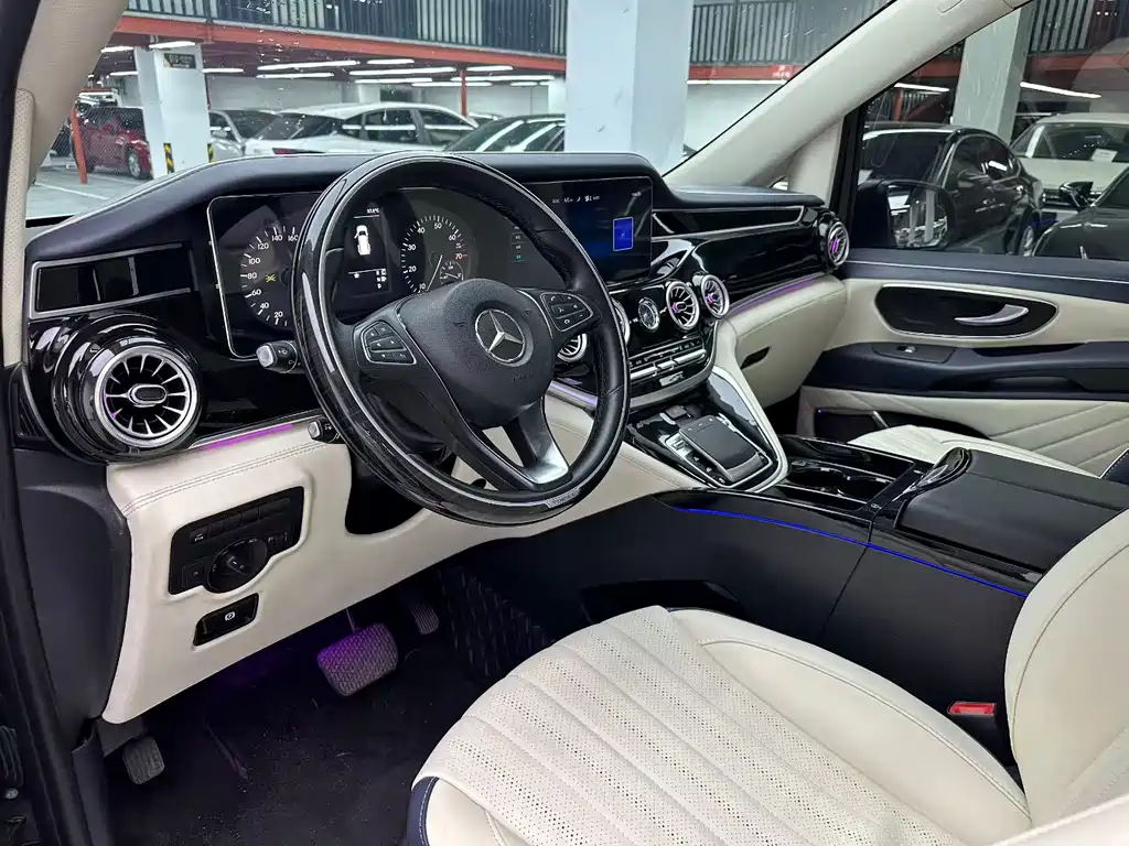 Mercedes-Benz Vito 2016 2.0T Elite