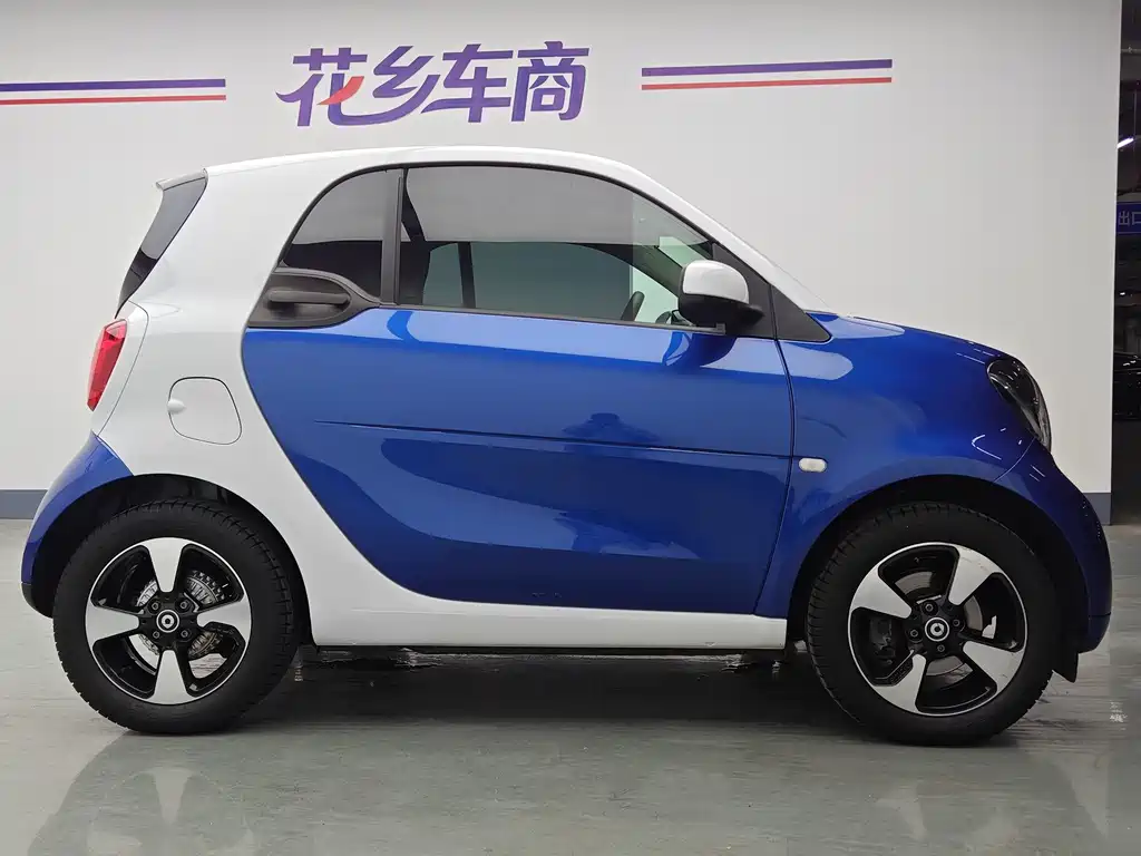 smart Smart Fortwo — миниатюра 22