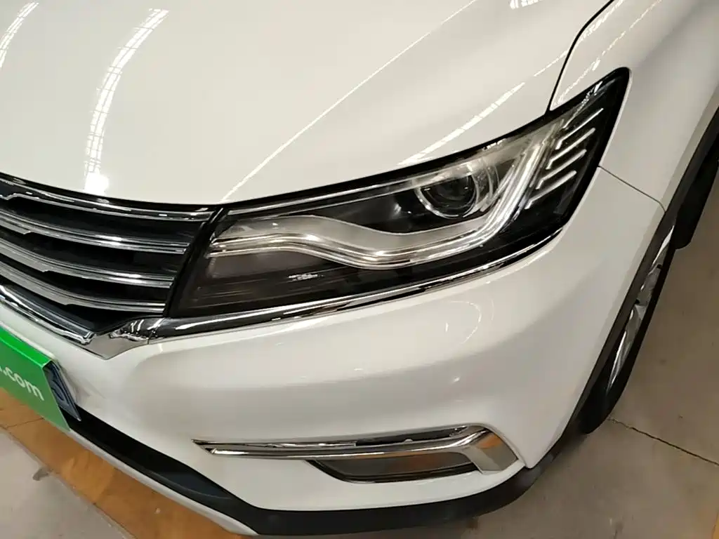 Roewe RX5 — миниатюра 24