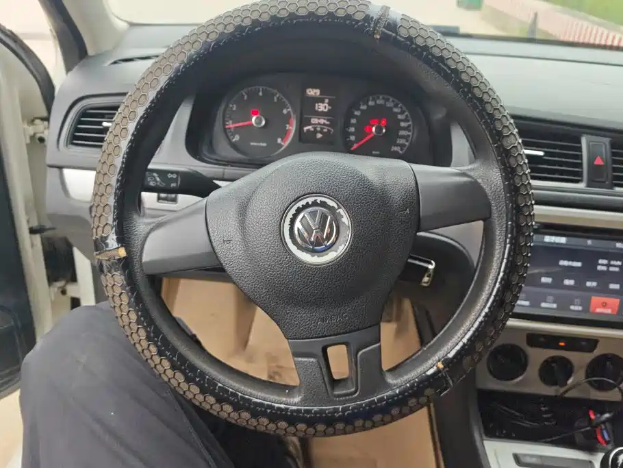 Volkswagen Lavida — миниатюра 15