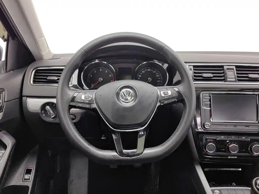 Volkswagen Sagitar — миниатюра 11