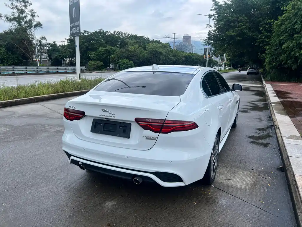 Jaguar XEL — миниатюра 9