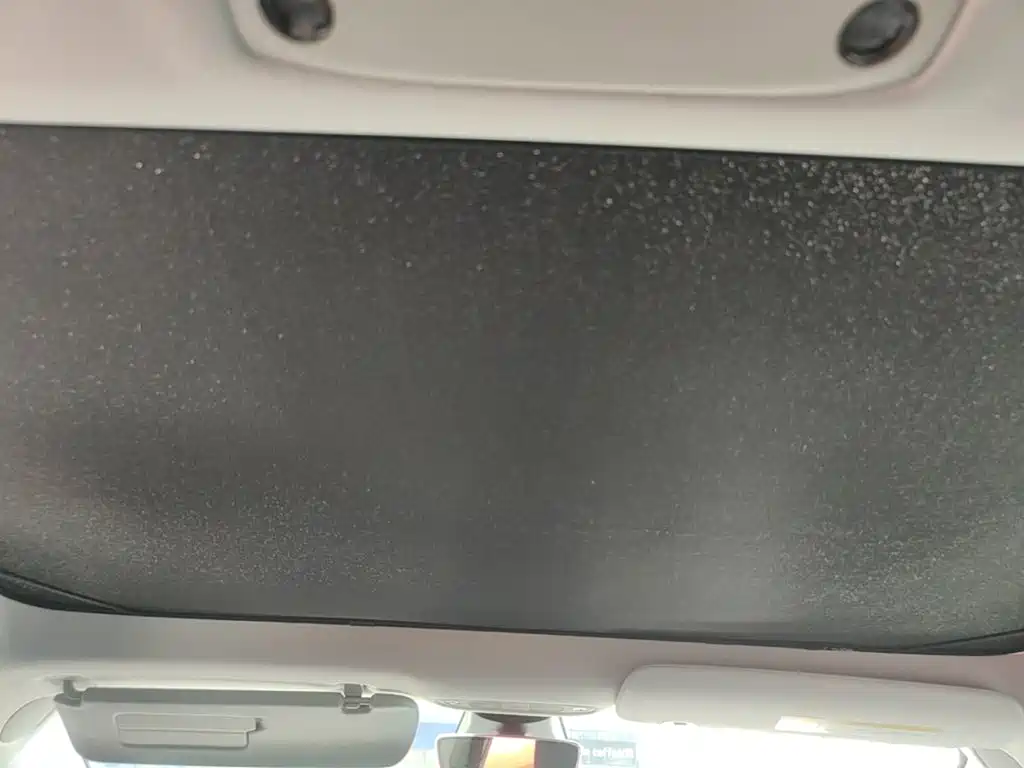 Tesla Model 3 — миниатюра 18