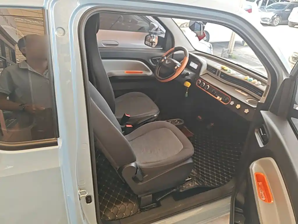 Wuling MINIEV — миниатюра 25