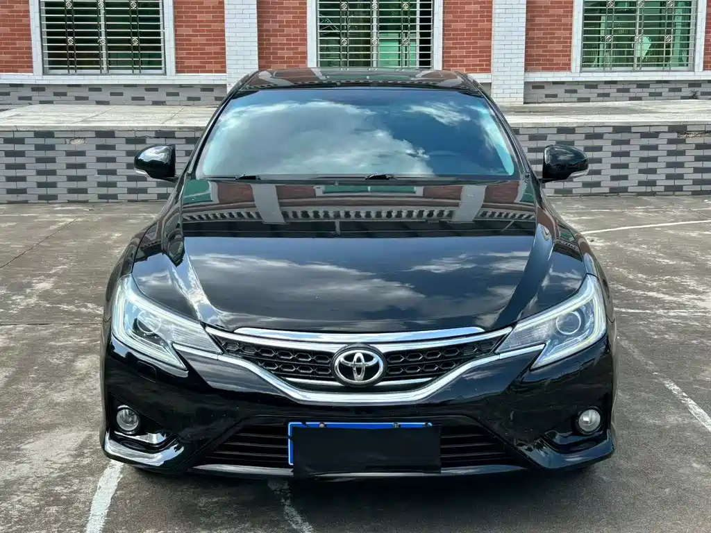 Toyota Reiz — миниатюра 2