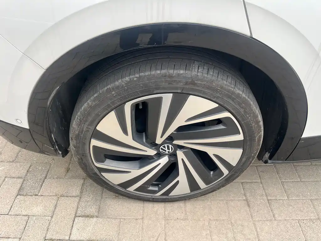 VOLKSWAGEN ID.4 CROZZ