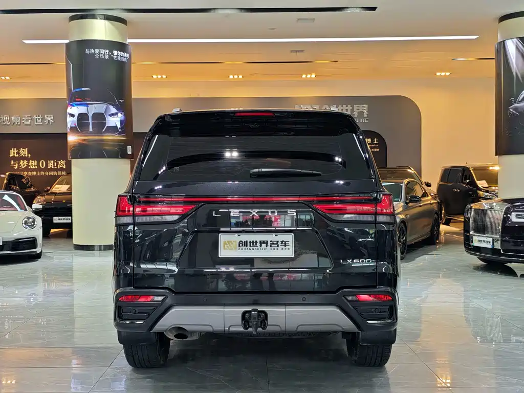Lexus LX — миниатюра 5