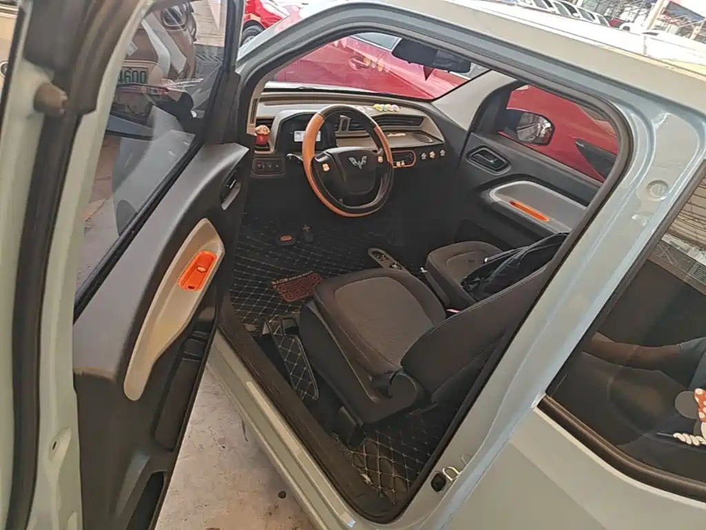 Wuling MINIEV — миниатюра 16