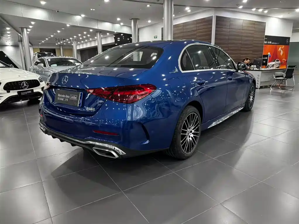 Mercedes-Benz C-Class — миниатюра 5