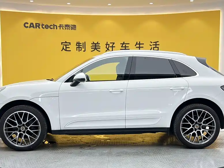 Porsche Macan — миниатюра 5