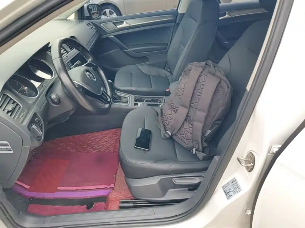 Volkswagen Golf — миниатюра 15