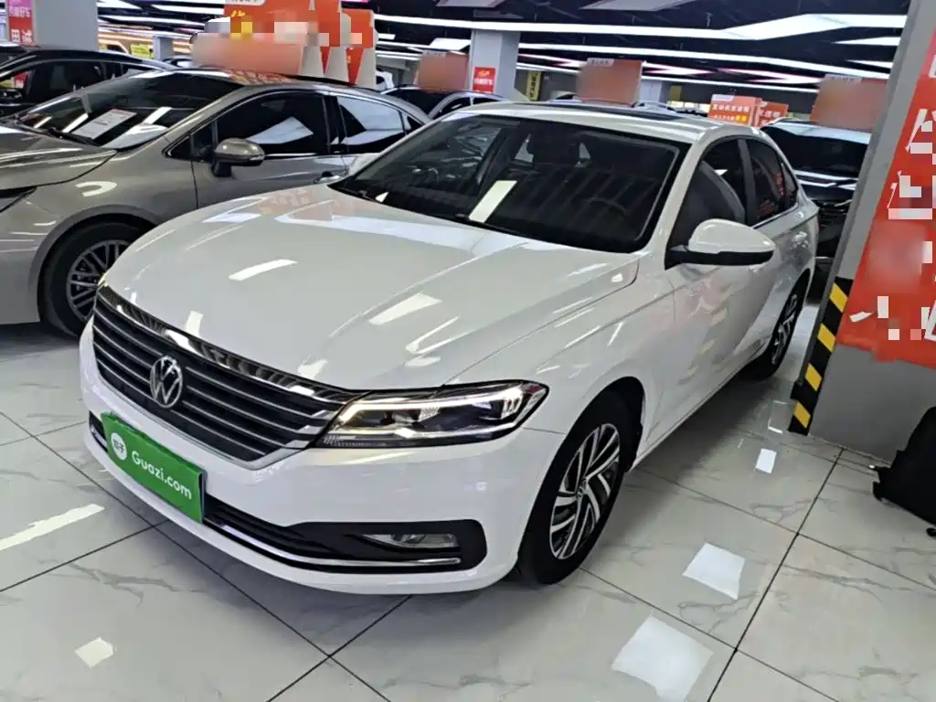 Volkswagen Lavida — миниатюра 2