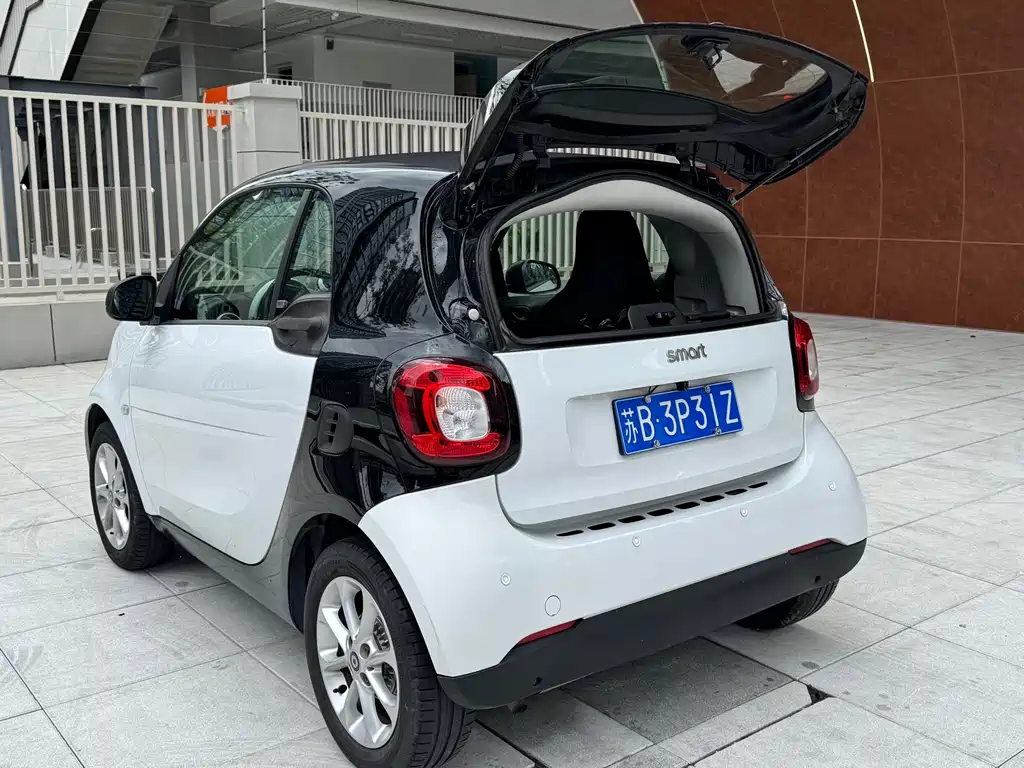 smart Smart Fortwo — миниатюра 6