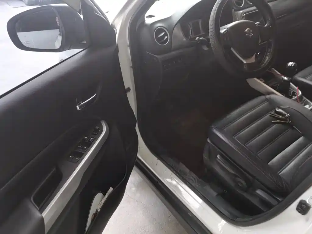 Suzuki Vitara — миниатюра 14