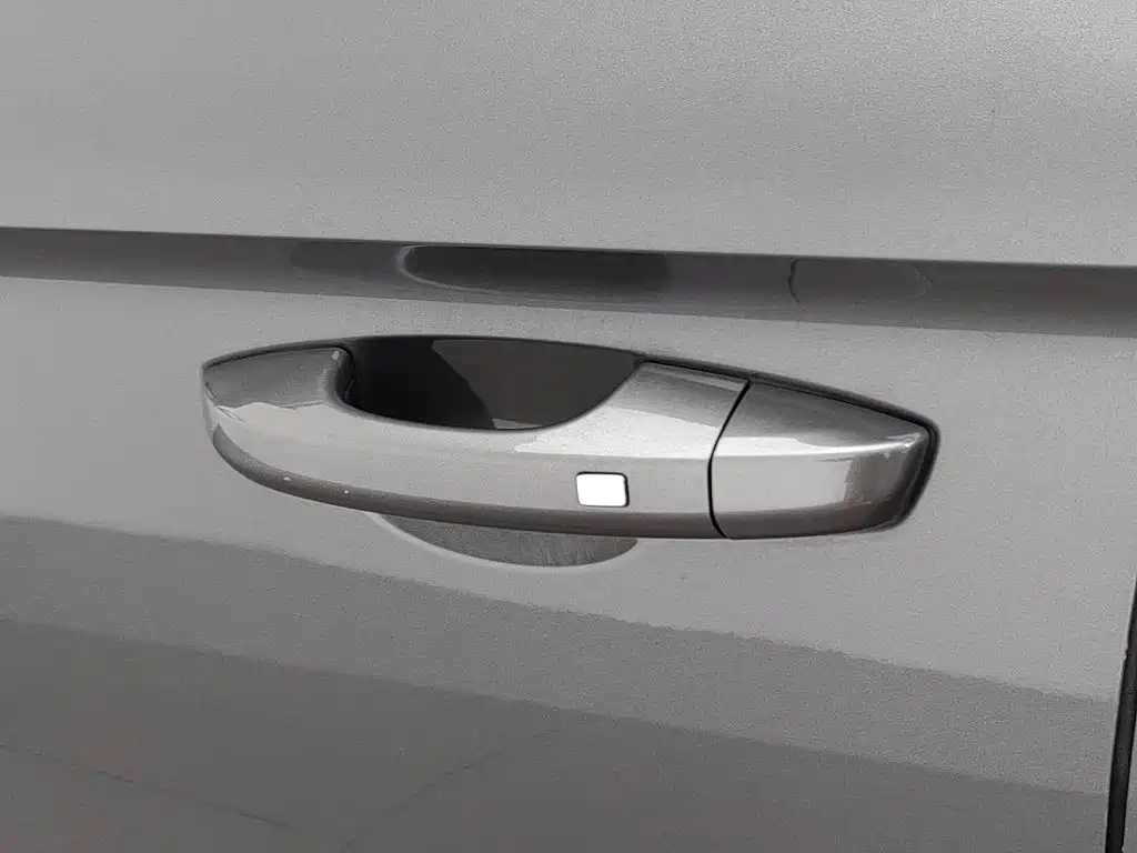 Geely Emgrand — миниатюра 18