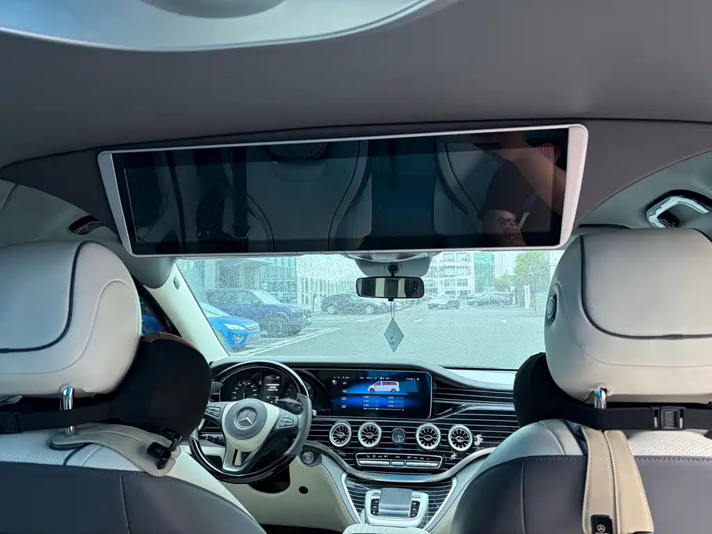 Mercedes-Benz Vito — миниатюра 19