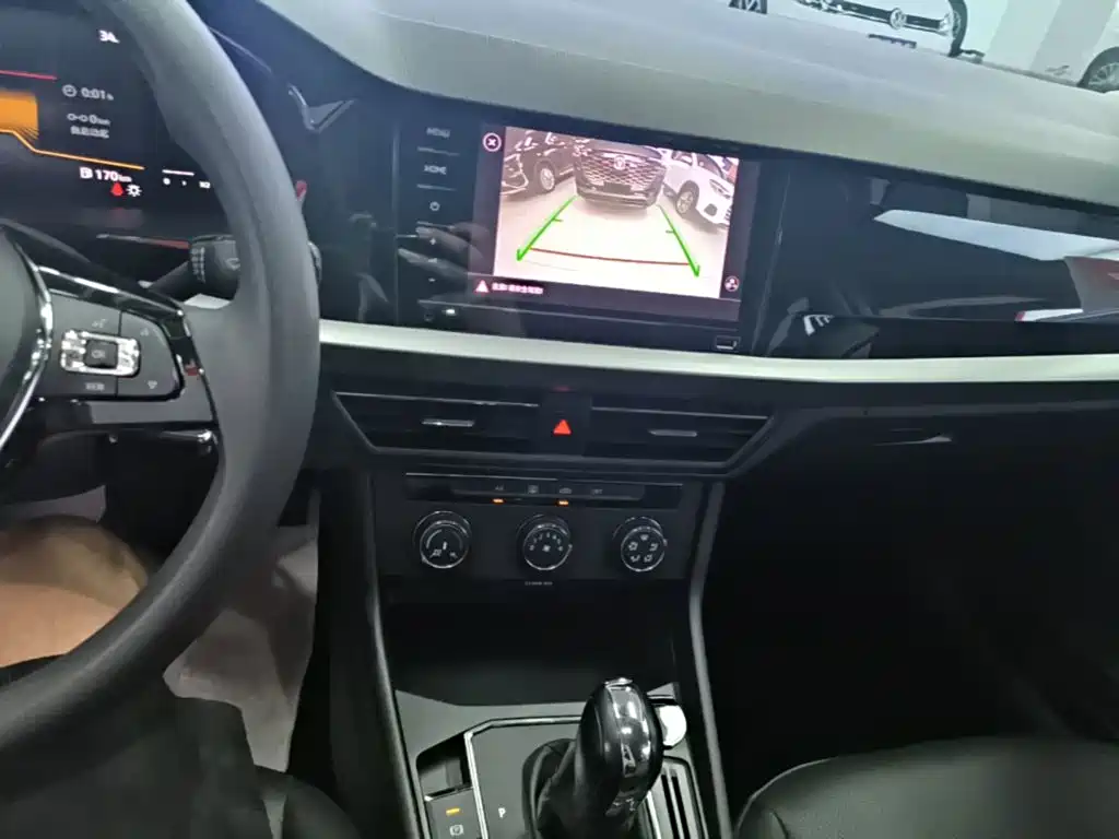 Volkswagen Lavida — миниатюра 13