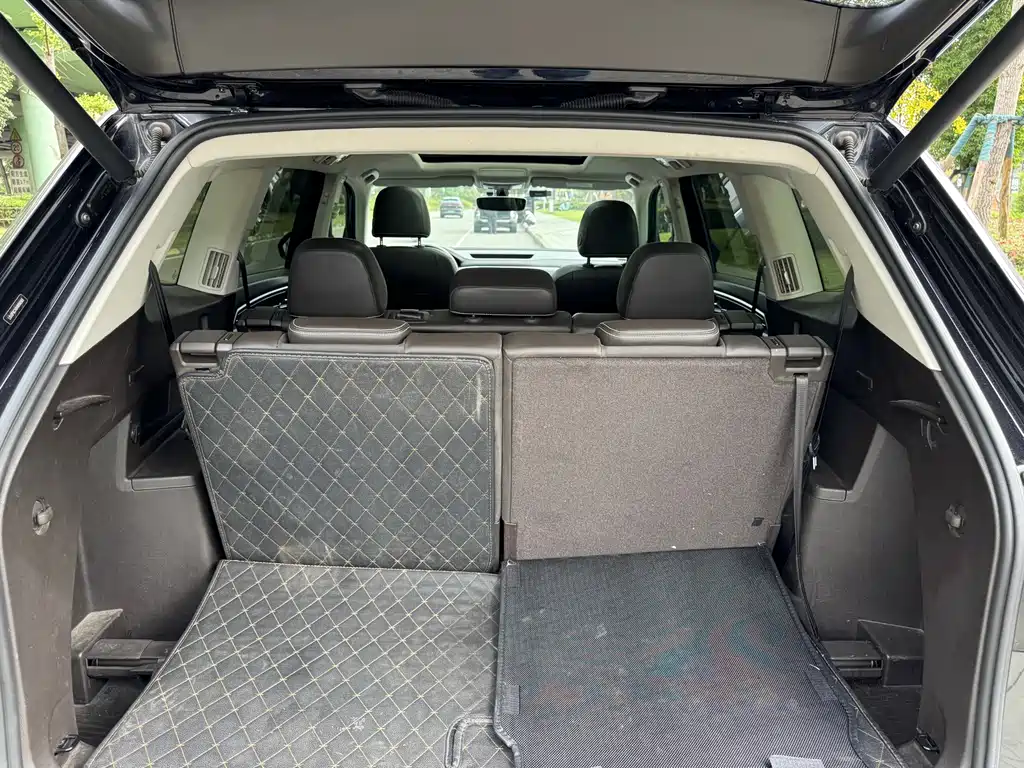 Volkswagen Teramont — миниатюра 11